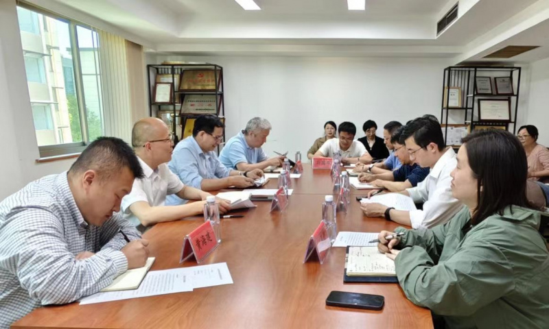 1724838656586994pyUC.jpg zz1.jpg